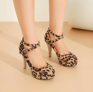 Ea. MSRP $40 FERESHTE LEOPARD PRINT PLATFORM PUMPS ♡SIZE 6.5-7♡
